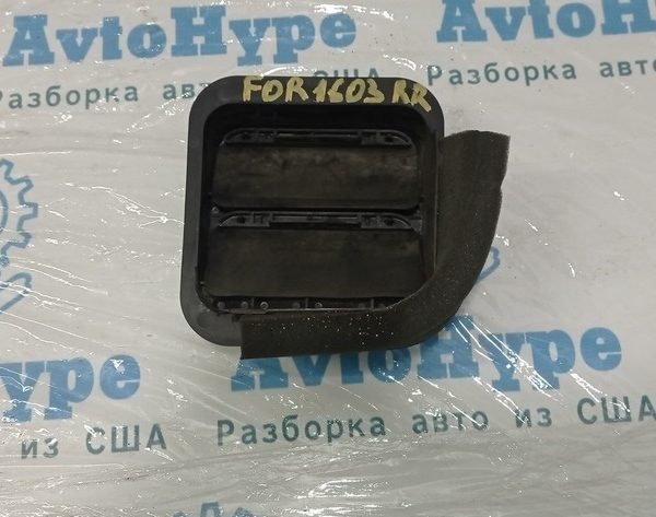 Щиток вентиляции правый Subaru Forester 14-18 SJ 72651AG031