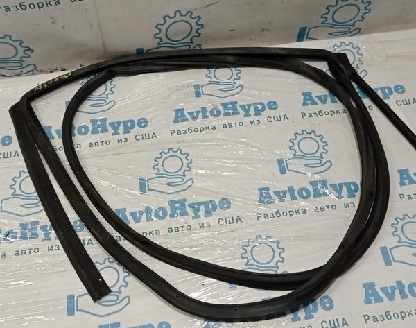 Уплотнитель двери зад лев Subaru Forester 14-18 SJ 63512SG011