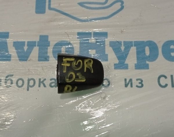 Заглушка внешней ручки зад лев Subaru Forester 14-18 SJ 61134FJ300