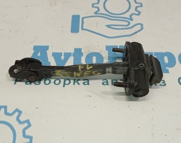 Ограничитель двери перед лев Jeep Renegade 15- 68247275AA