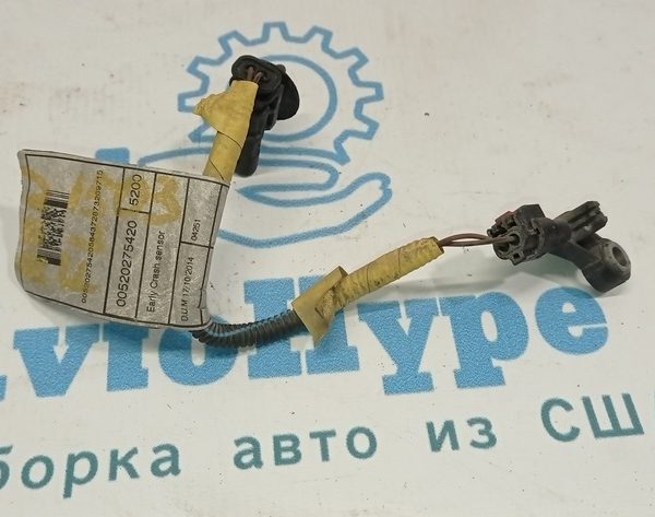 Датчик подушки безопасности перед лев Jeep Renegade 15- 68256079AA