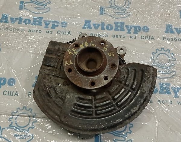 Ступица зад лев Jeep Renegade 15- FWD 68246620AA