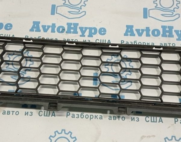 Нижняя решетка переднего бампера центральная Jeep Renegade 15-18 дорест 5XB41LXHAA