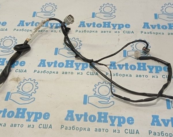 Проводка двери зад лев Subaru Forester 14-18 SJ 81823SG000
