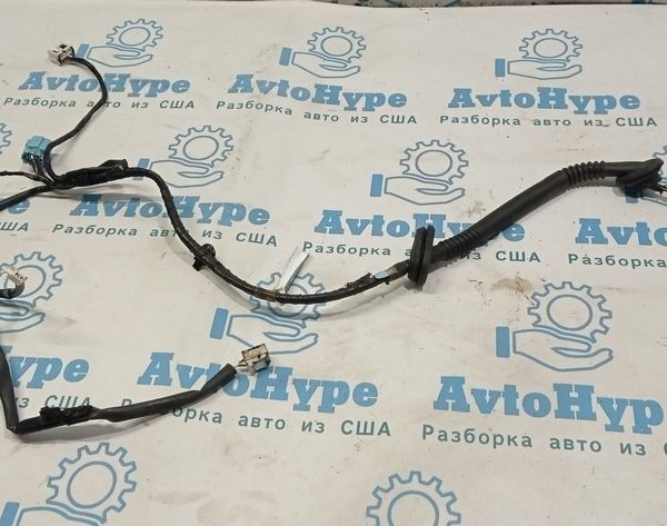 Проводка двери зад прав Subaru Forester 14-18 SJ 81823SG000