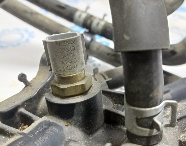 Датчик температуры охлаждающей жидкости Nissan Rogue 14- 22630JA10A