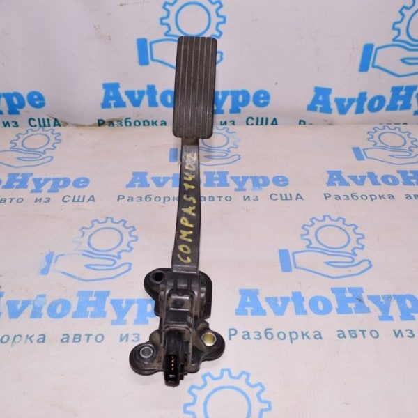 Педаль газа Jeep Compass 11-16 4891585AE