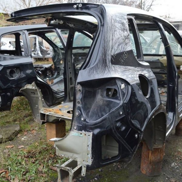 Четверть крыло задняя правая VW Tiguan 09-17 (05) черная с батоном крыши 5N0809844