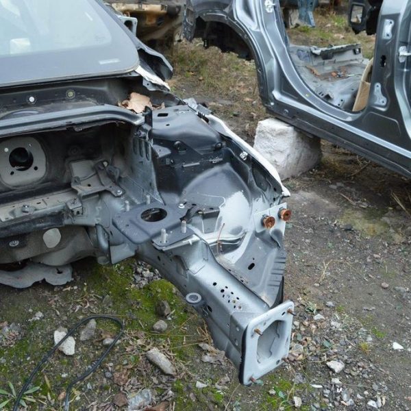 Четверть передняя левая Lincoln MKZ 13- черная(02) GG9Z-16055-A