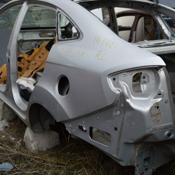 Четверть крыло задняя левая Ford Fiesta 11-19  серебро цвет ux (02) G2BZ-5427841-A