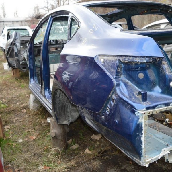 Четверть крыло задняя левая Nissan Sentra 15-19 синий цвет RAY (01) G8101-3SGMA