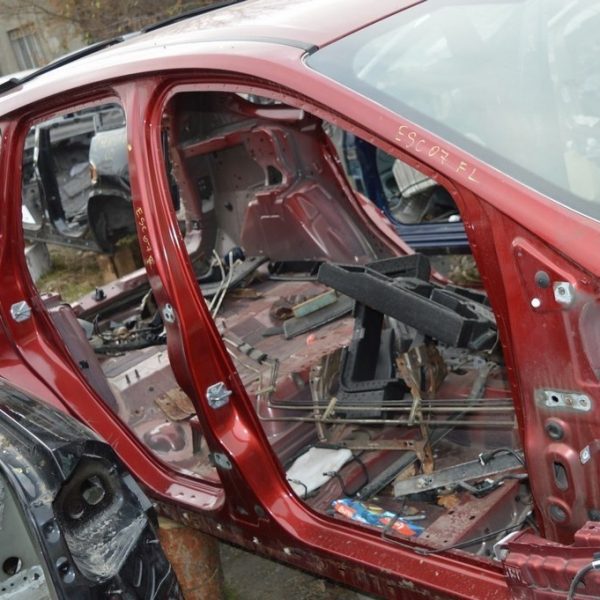 Стойка кузовная центральная правая Ford Escape MK3 13- красн.цвет RR (07) CJ5Z-7824300-A