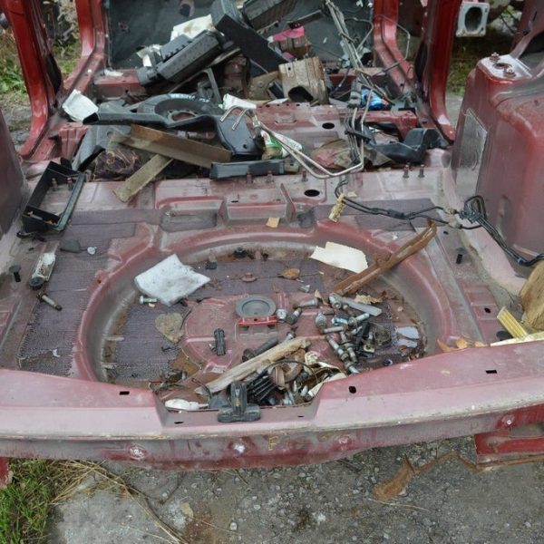 Задняя панель Ford Escape MK3 13- красн.цвет RR (07) AM5Z-5840320-B