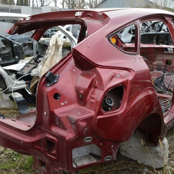 Четверть крыло задняя правая Ford Focus mk3 11-18 5d бордовая (04) 10/10 CM5Z-5827840-A