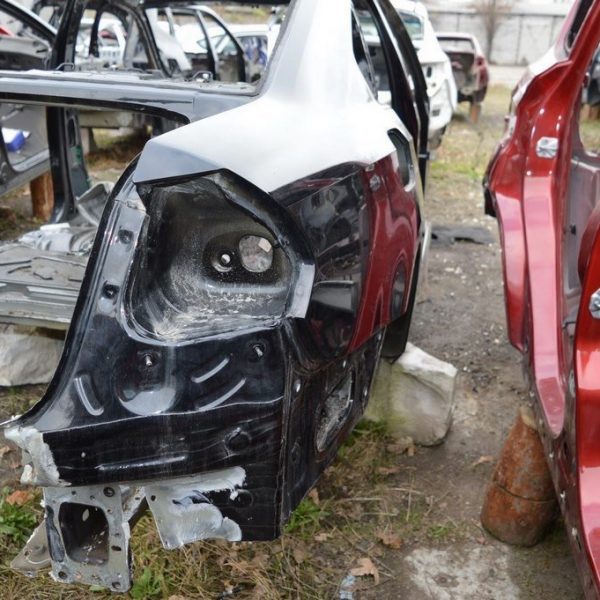 Четверть крыло задняя правая VW Passat b7 USA (04) черная 561-809-844