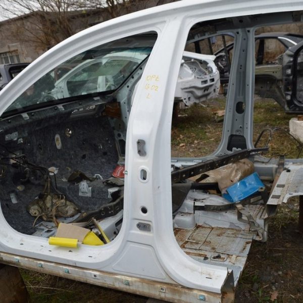 Стойка кузовная центральная левая Kia Optima 16- (02) белый перламутр,цвет:SWP 10/10 71110-D5A00