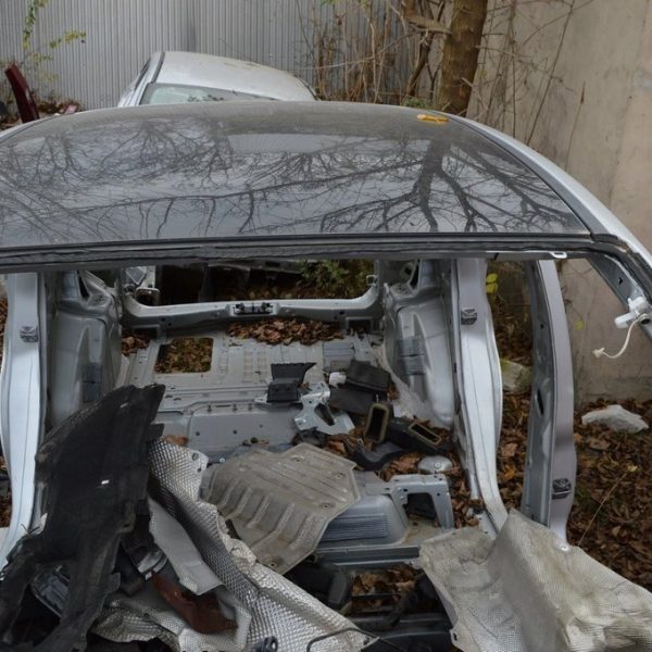 Крыша (металл) Ford C-max MK2 13- панорама (01) цвет UX DM5Z-5850202-B