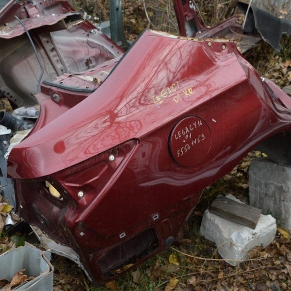 Четверть крыло задняя правая Subaru Legacy 15-19 красная (01) 51439AL02A9P