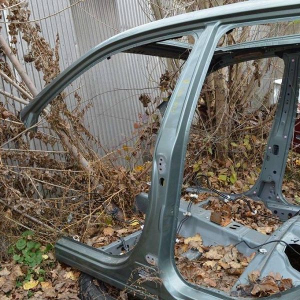 Стойка кузовная центральная левая Subaru Forester 14-18 SJ оливка цвет H5Q (02) 51429SG0109P