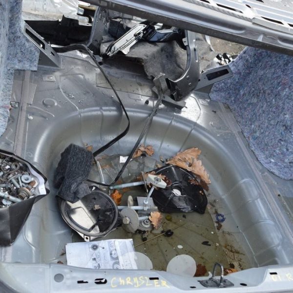 Корыто багажника Chrysler 200 15-17 (01) графит 68248183AA