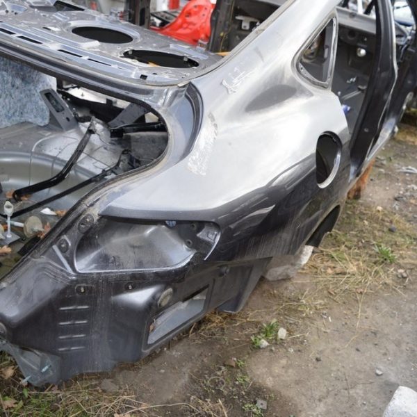 Четверть крыло задняя правая Chrysler 200 15-17 графит (01) 68245756AG