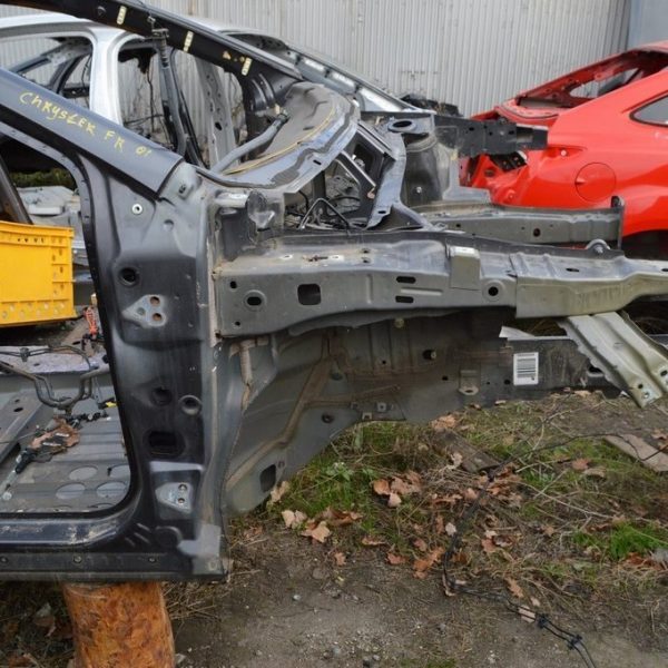 Четверть передняя правая Chrysler 200 15-17 графит (01) 68105062AB