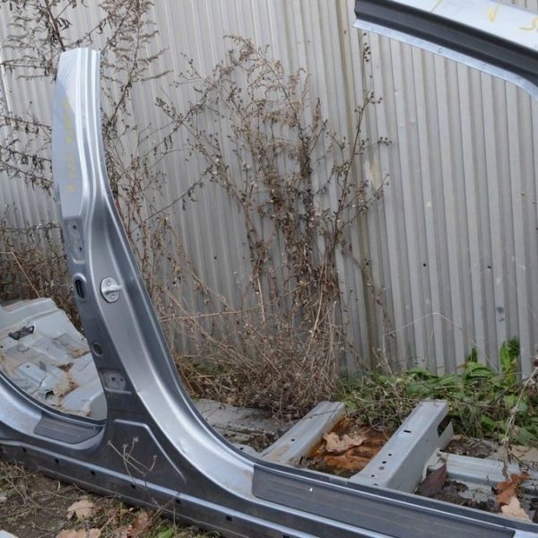 Стойка кузовная центральная правая Hyundai Sonata 15-17 usa (01) 71402-C2B00