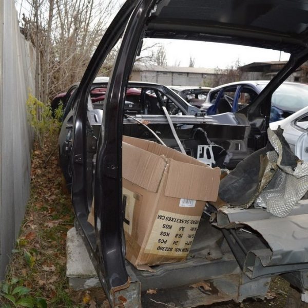 Стойка кузовная центральная левая Ford Escape MK3 13- (02) CJ5Z-7824301-A