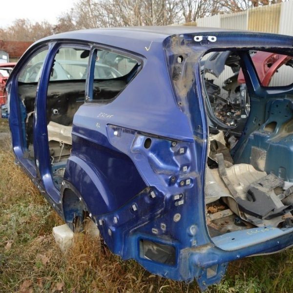 Задняя панель Ford Escape MK3 13- (05) синяя AM5Z-5840320-B