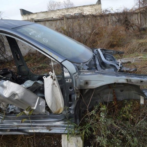 Четверть передняя правая VW Passat b7 USA (02) графит 561-803-092-A