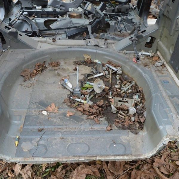 Корыто багажника Jeep Cherokee KL 14- 68223635AA