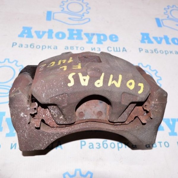 Суппорт перед лев Jeep Compass 11-16 5191239AA