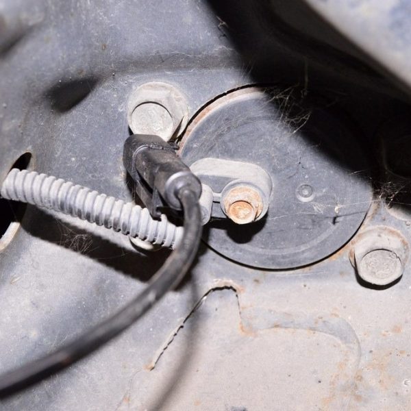 Датчик ABS зад прав Jeep Compass 11-16 5105062AB