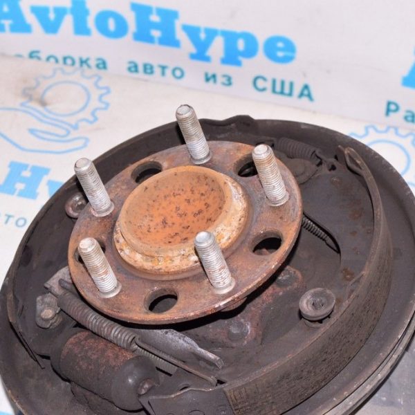 Ступица зад лев Jeep Compass 11-16 FWD (02) 4766719AA