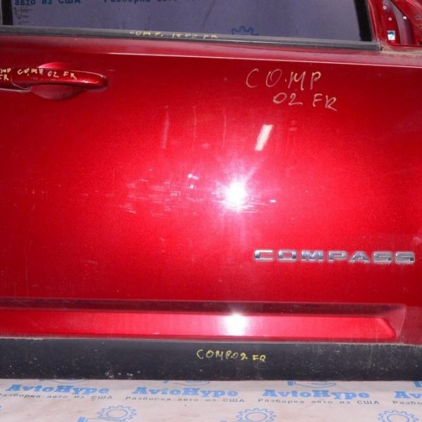 Накладка двери нижняя перед прав Jeep Compass 11-16 5182562AB