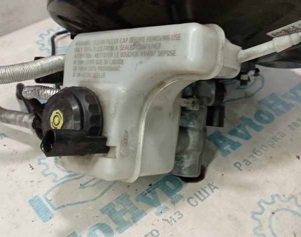 Бачок ГТЦ VW Tiguan 09-17 5N0698137