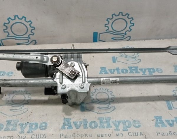 Трапеция дворников с моторчиком зад VW Tiguan 09-17 5N0955711B