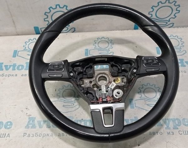 Руль (голый) VW Tiguan 11-17 кожа черн 5K0419091BT81U