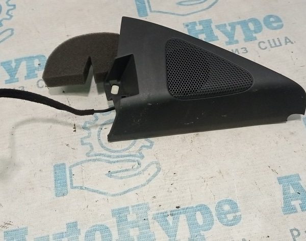 Треугольник заглушка зеркала внутр перед прав под пищалку VW Tiguan 09-17