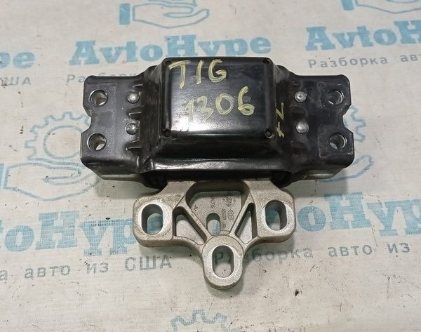 Подушка двигателя левая VW Tiguan 09-17 акпп 5N0199555