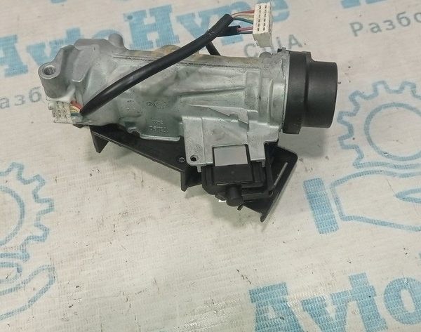 Замок зажигания VW Tiguan 09-17 1K0905851B