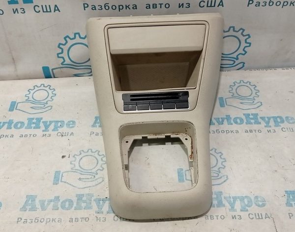 Передняя часть центральной консоли VW Tiguan 09-17 беж