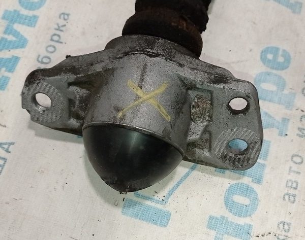 Опора амортизатора зад прав VW Tiguan 09-17 3C0513353C