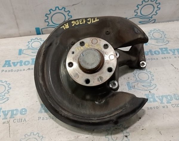 Цапфа со ступицей зад лев VW Tiguan 09-17 FWD 3C0505433K