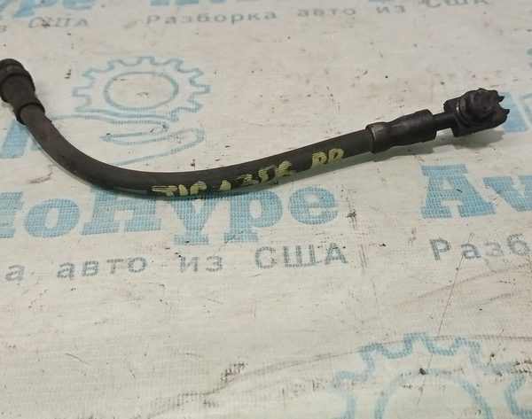 Шланг тормозной зад прав VW Tiguan 09-17 5N0611775B