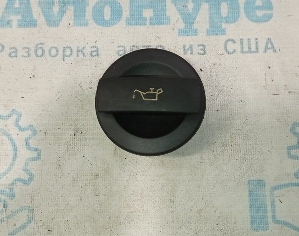 Крышка маслозаливной горловины VW Tiguan 09-17