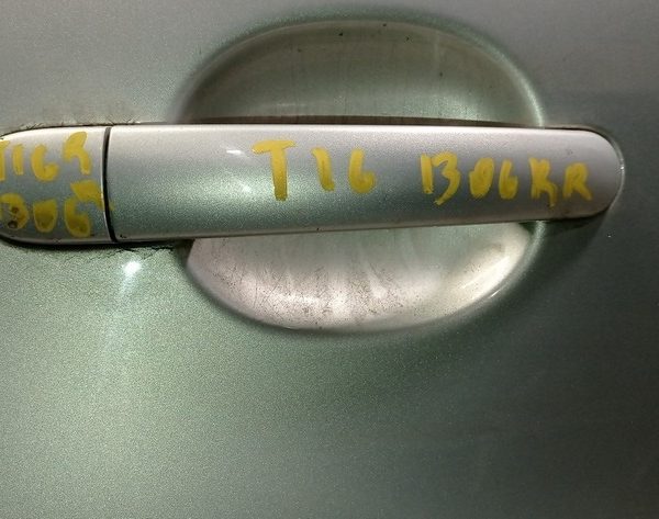 Ручка двери внешняя зад прав VW Tiguan 09-17 5N0-837-205-M-GRU