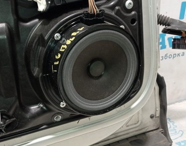 Динамик зад лев VW Tiguan 09-17 5K0-035-453