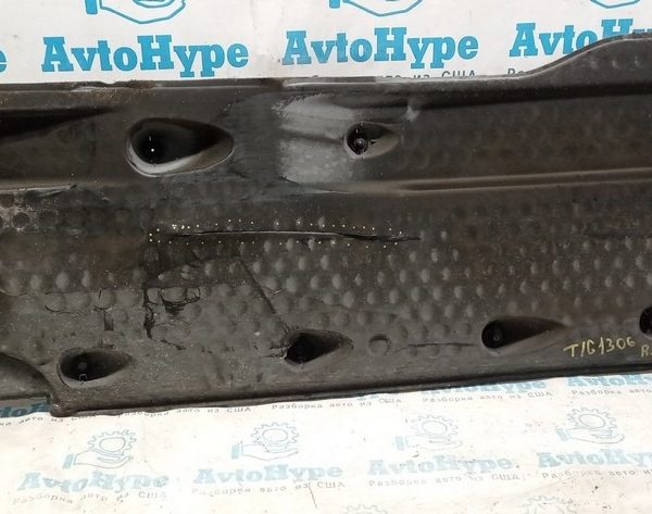 Защита днища прав VW Tiguan 09-17 (06) деф. 5N0-825-202-D