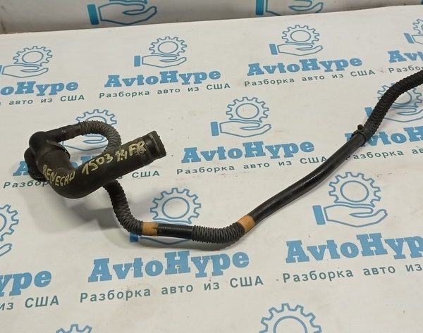 Патрубок охлаждения нижний Jeep Renegade 15- 1.4 68373798AA